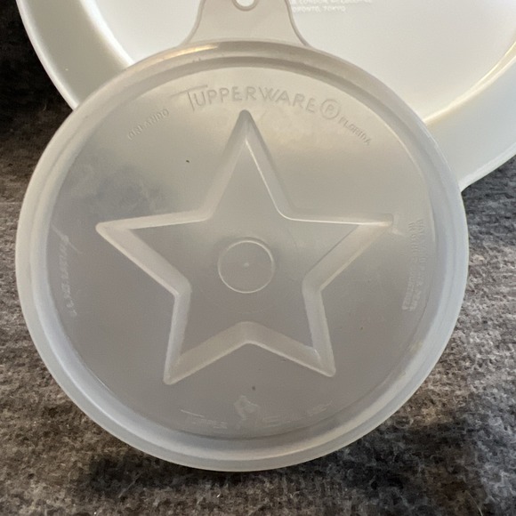 Vintage Tupperware Jel-N-Serve Mould, Serving Tray and 4 Decorative Lids 616-6 - Picture 7 of 13